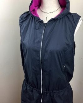 Lucy – Navy Blue/Magenta Tech Sleeveless Hooded Activewear Outerwear