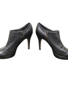 Vince Camuto Black Leather Ankle Boots/Booties