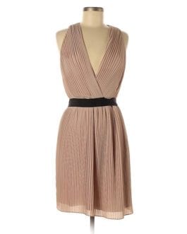 Halston Pleated Chiffon Deep V For and Flare Night Out Dress