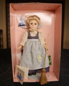 Vintage Effanbee – Storybook Collection – Poor Cinderella – Doll FB1150